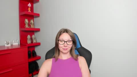 Zoe online show from August 14, 11:47 am