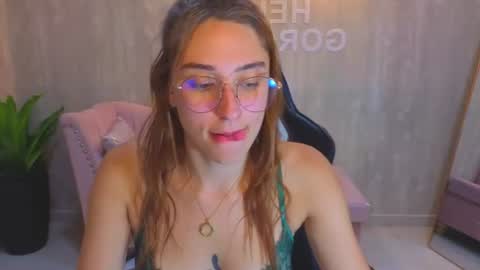 beba_fox_a online show from August 11, 10:06 am