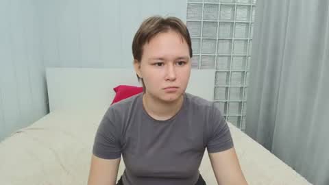 bebe_molly online show from August 9, 3:40 am