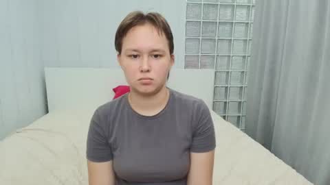 bebe_molly online show from August 9, 4:46 am