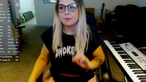 Becca Lubov online show from July 27, 6:57 pm