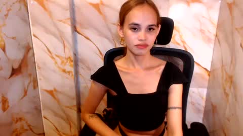 becca online show from August 7, 2:33 am
