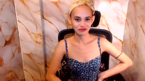 becca online show from August 10, 1:18 am