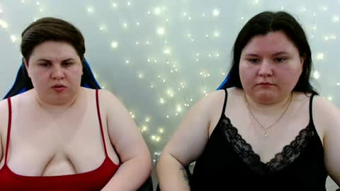 BeckyAndEllen online show from August 2, 7:10 pm