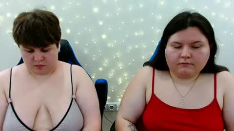 BeckyAndEllen online show from August 11, 11:56 am