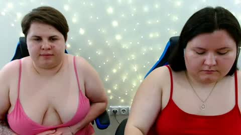 BeckyAndEllen online show from August 15, 1:37 pm