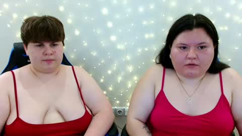 BeckyAndEllen online show from August 16, 9:02 am