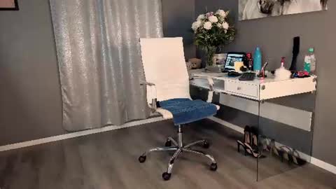 Bee online show from July 27, 2:39 am