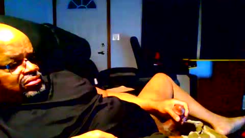 BEEF69DOG online show from August 24, 6:31 am