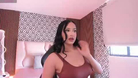 BELLA online show from August 10, 12:28 pm