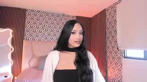 BELLA online show from August 12, 12:51 pm
