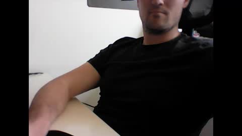 beenee3 online show from April 17, 8:32 am