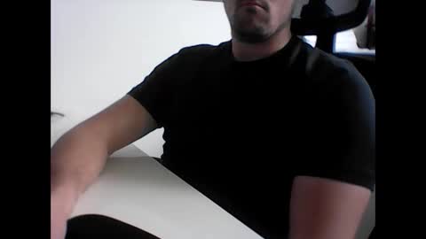 beenee3 online show from May 19, 8:04 am