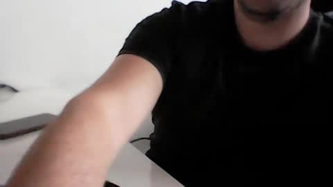 beenee3 online show from August 18, 5:13 am