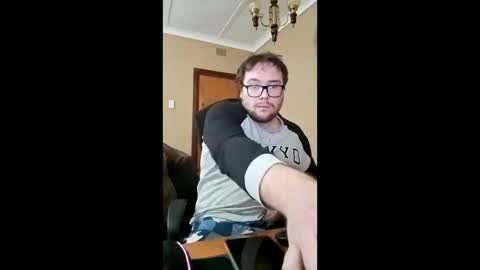 beennudeislife online show from June 10, 7:42 pm