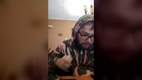 beennudeislife online show from July 10, 11:49 am