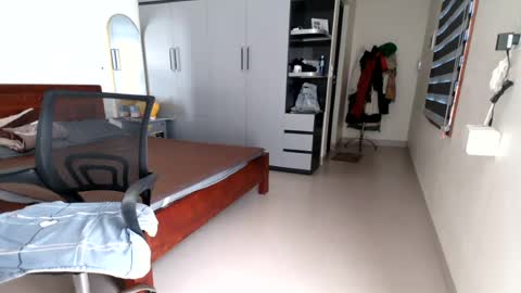 bela_hot2x online show from August 14, 1:09 am
