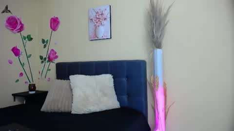 belaninsofia_ online show from July 31, 6:24 pm