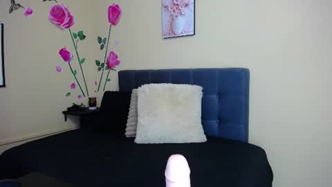 belaninsofia_ online show from August 13, 3:04 pm