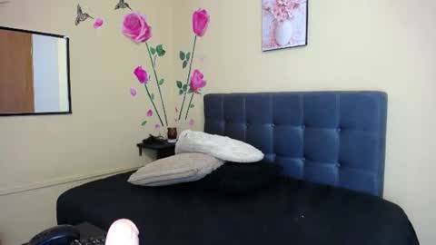 belaninsofia_ online show from August 13, 6:22 pm