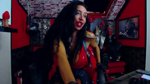 BelatrixDomme online show from July 14, 6:07 am