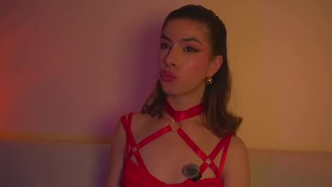 Bel  online show from June 11, 12:39 am