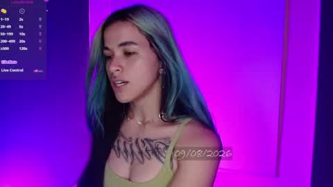   online show from August 9, 10:22 pm