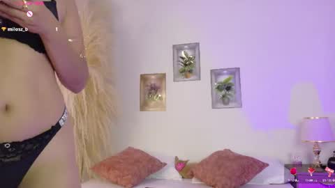 Bella cam online show from August 5, 8:51 pm