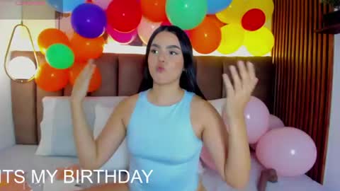 bella13_ online show from July 21, 9:28 pm