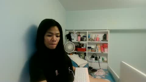 bella242024 online show from August 12, 12:40 pm