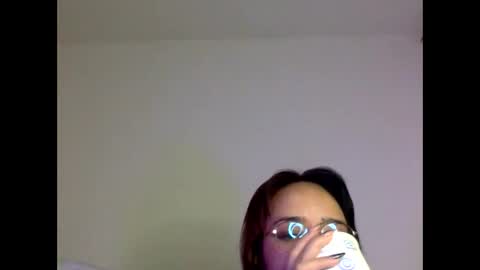 bella_and_koko online show from April 19, 11:58 pm