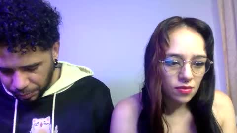 bella_and_koko online show from April 26, 11:23 pm
