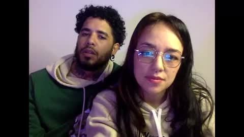 bella_and_koko online show from May 12, 11:48 pm