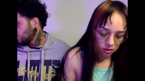 bella_and_koko online show from May 13, 11:15 pm