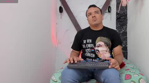 bella and angel online show from August 2, 9:11 pm