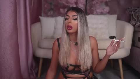 bella_blonda online show from July 8, 10:03 pm