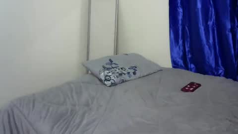 bella_c8 online show from August 11, 1:07 am