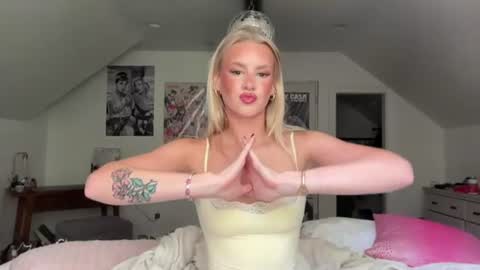Bella Baby online show from July 16, 5:03 pm