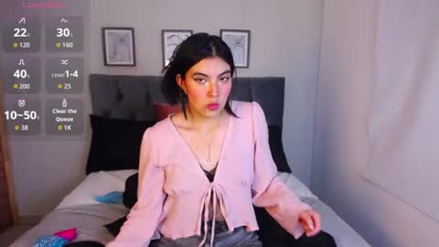 Bella online show from August 5, 2:48 pm