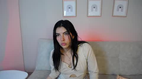 Bella online show from August 13, 10:02 pm