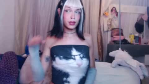bella_gonvill online show from June 2, 5:54 am