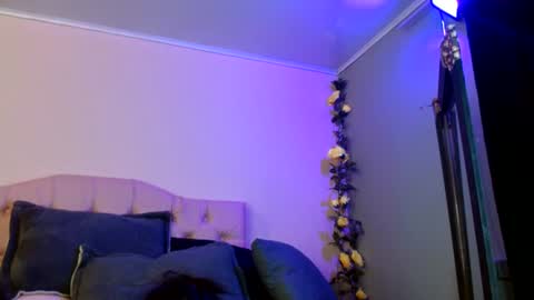 Valentina online show from August 12, 3:42 am