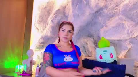  BELLA  online show from August 2, 12:06 am
