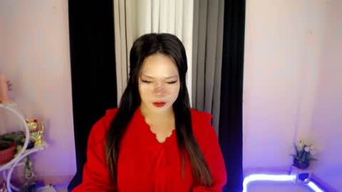 bella_ngo online show from August 9, 11:22 am