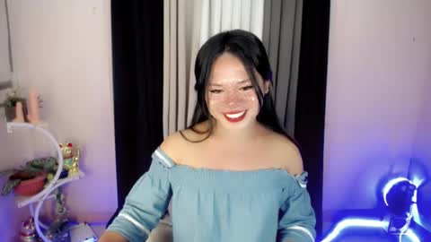 bella_ngo online show from August 10, 1:56 pm