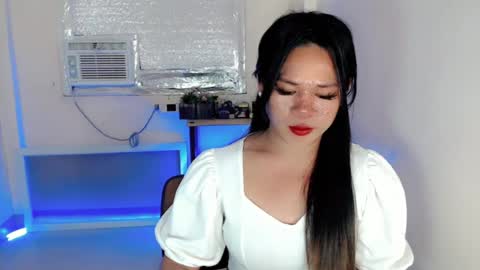 bella_ngo online show from August 14, 6:50 am