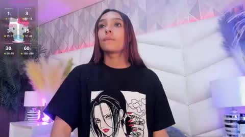 bella_peach_ online show from August 12, 9:22 am