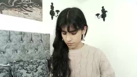 Bella online show from August 5, 2:53 am