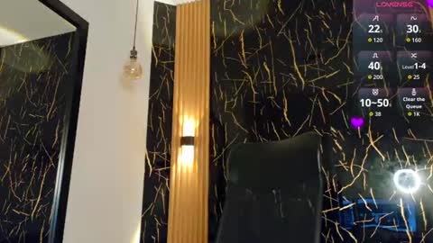 bella_salvatore online show from August 7, 10:10 pm