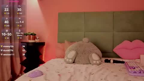 Bella NEW ROOM online show from August 8, 6:35 am